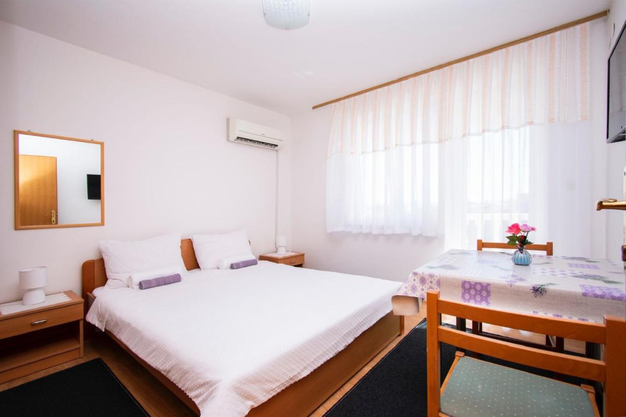 Family Holiday Apartments Lucia 보디체 외부 사진