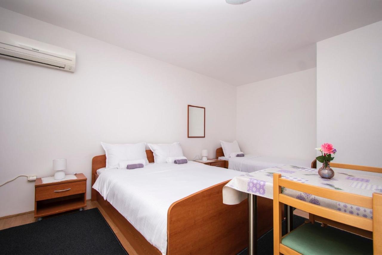 Family Holiday Apartments Lucia 보디체 외부 사진