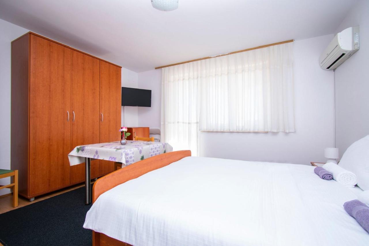 Family Holiday Apartments Lucia 보디체 외부 사진